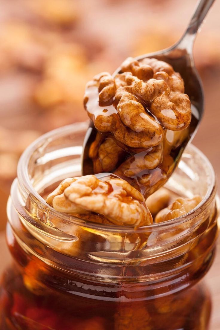 خواص بینظیر عسل و گردو: ترکیبی سالم و مقوی